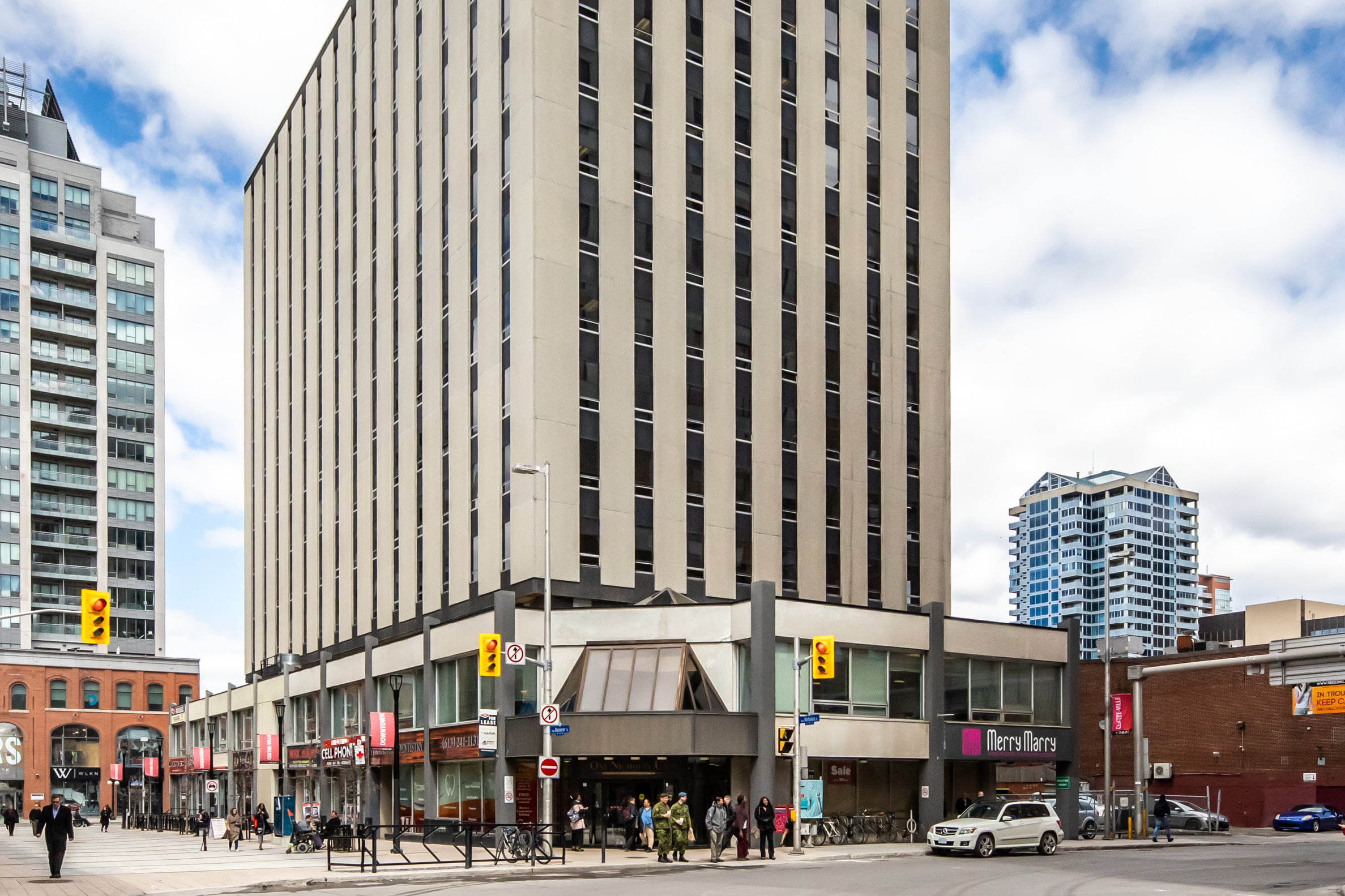 1 Nicholas Street Ottawa, ON Retail Space for Lease District Realty