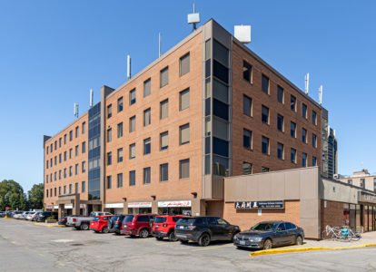 885 meadowlands drive exterior and parking