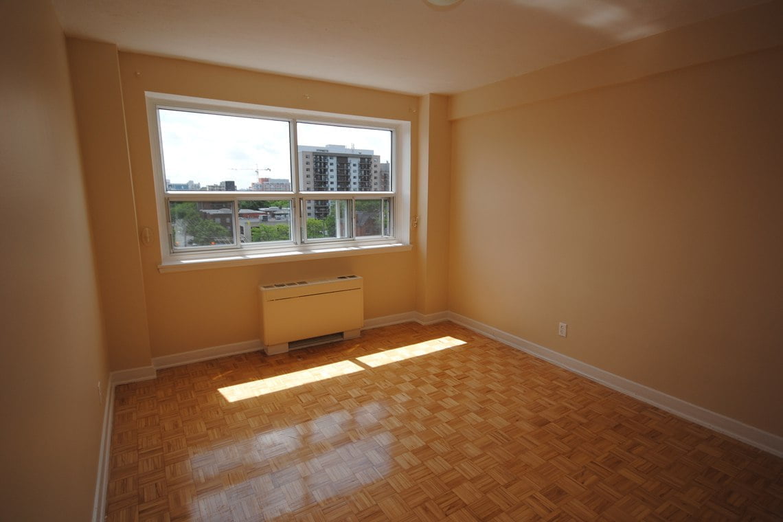 335 Cooper St Bachelor & 1 Bedroom Apartments For Rent Centretown