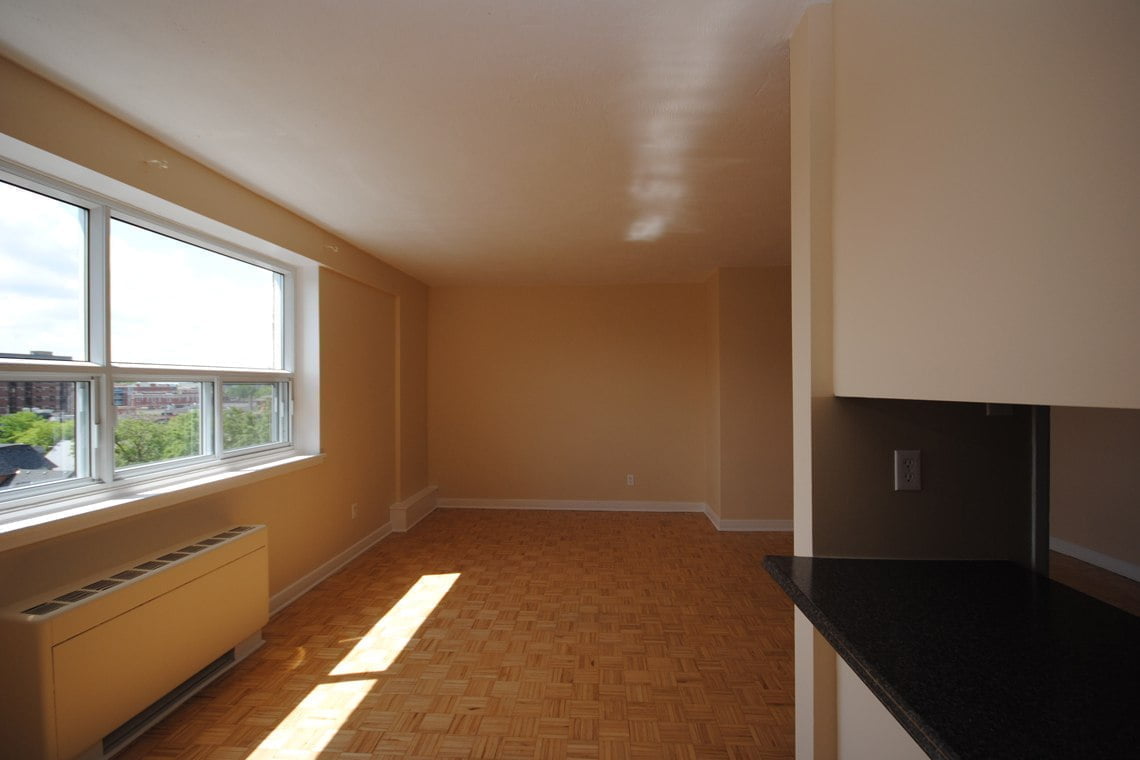 335 Cooper St Bachelor & 1 Bedroom Apartments For Rent Centretown