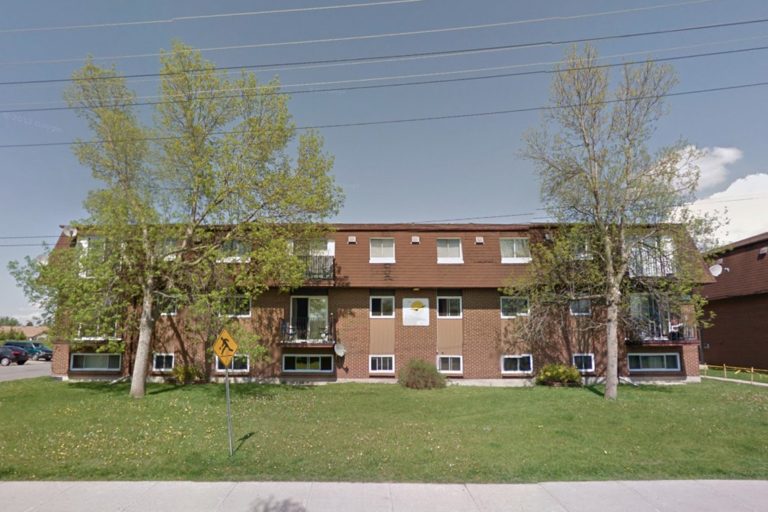 375JosephStCarletonPlaceON.jpg District Realty