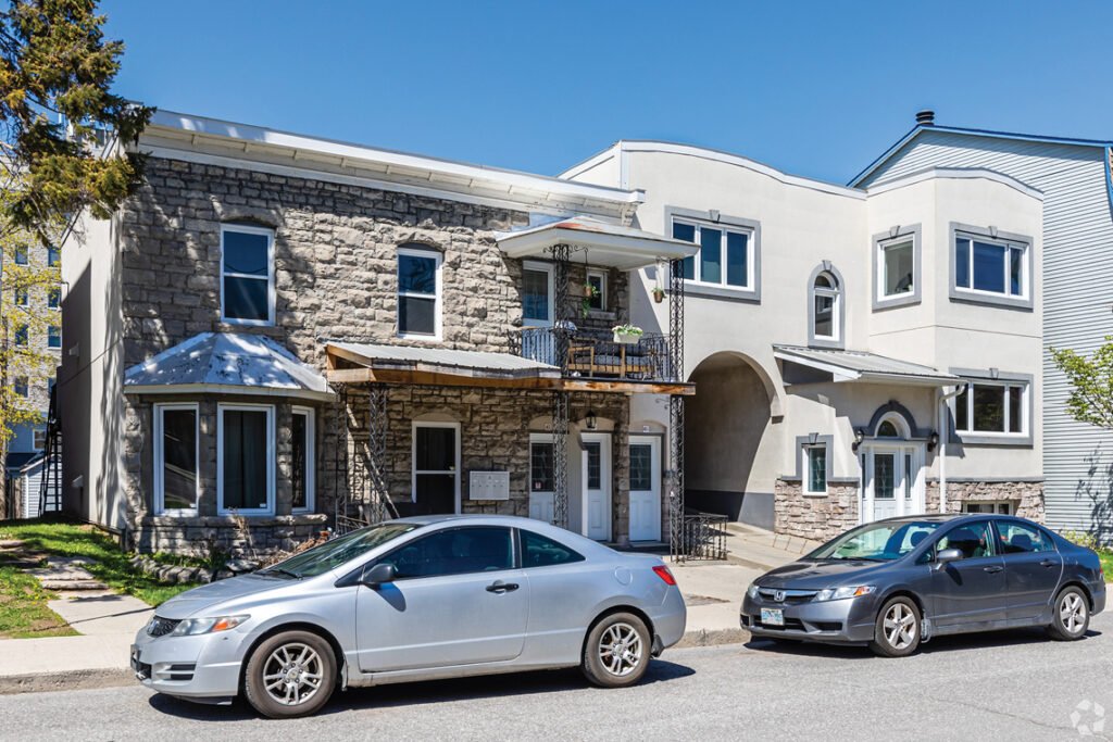 exterior 45-47 saint andrew street