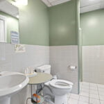 common washroom 430 gilmour street